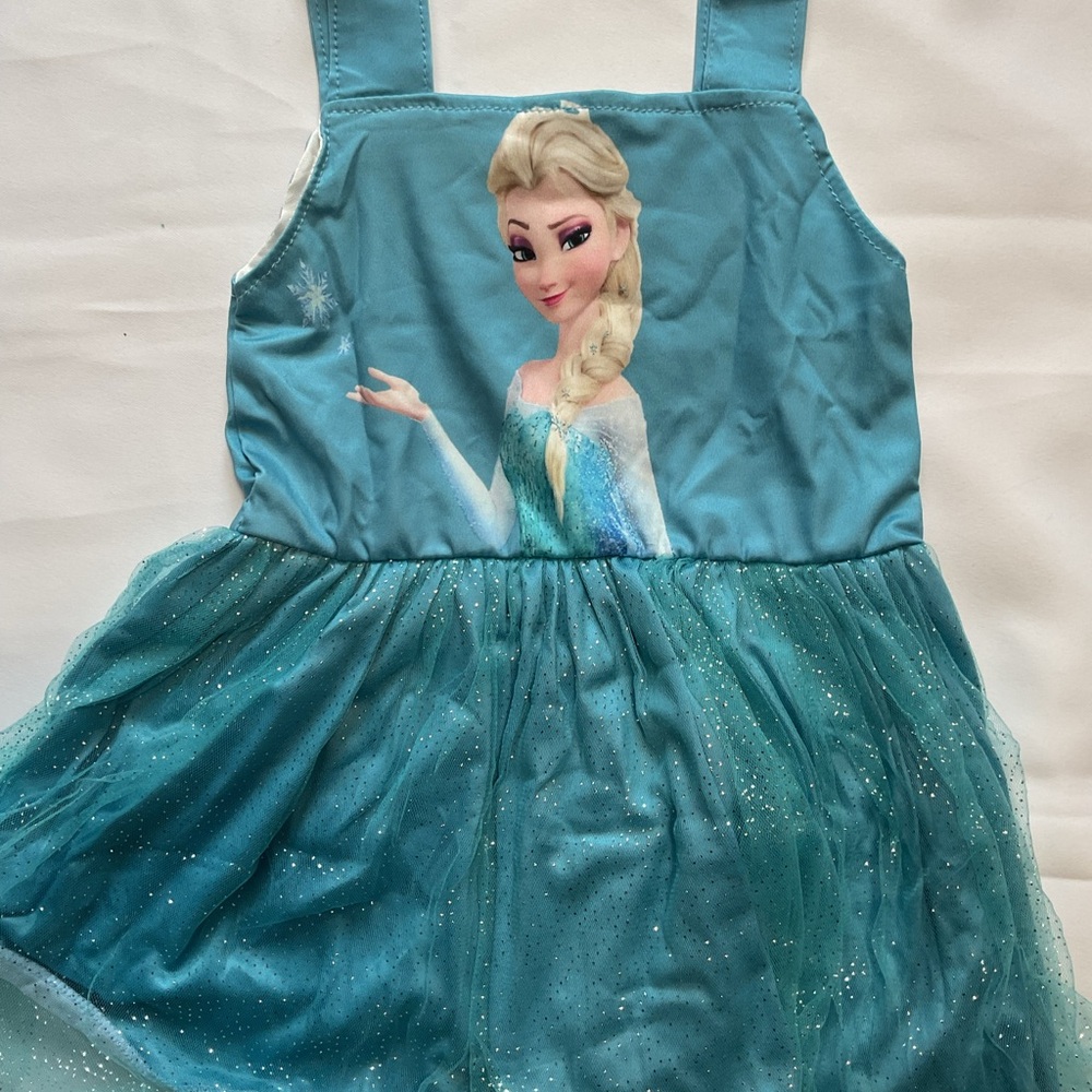 6/ $30 sale) NWOT silk boutique princess dress with glitter tulle bottom